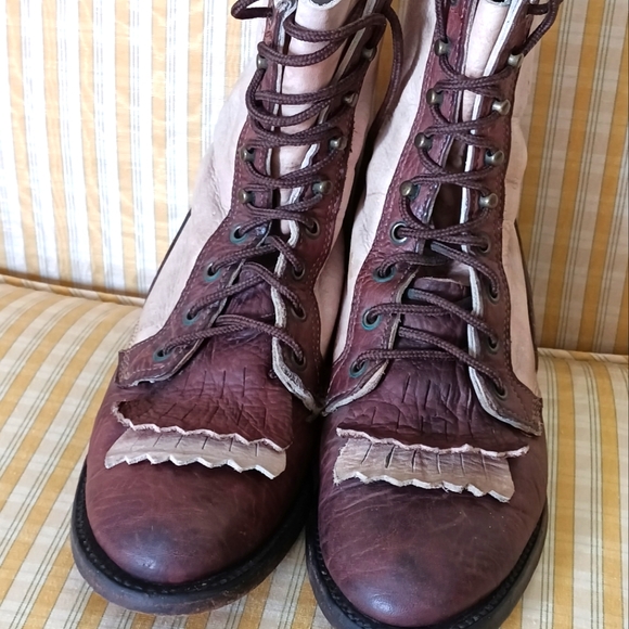 BOHO,  VINTAGE "BOULET" LEATHER CANADIAN BOOTS!! - Picture 3 of 17